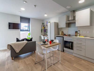Spacious Studio at The Refinery Leeds (LS3) Main Photo