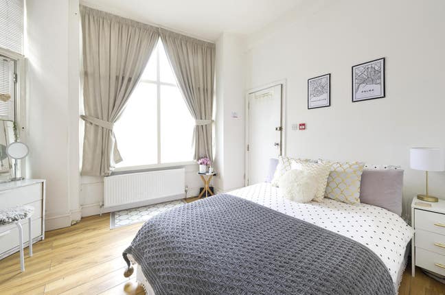 Studio Flat in Hammersmith Available September Main Photo