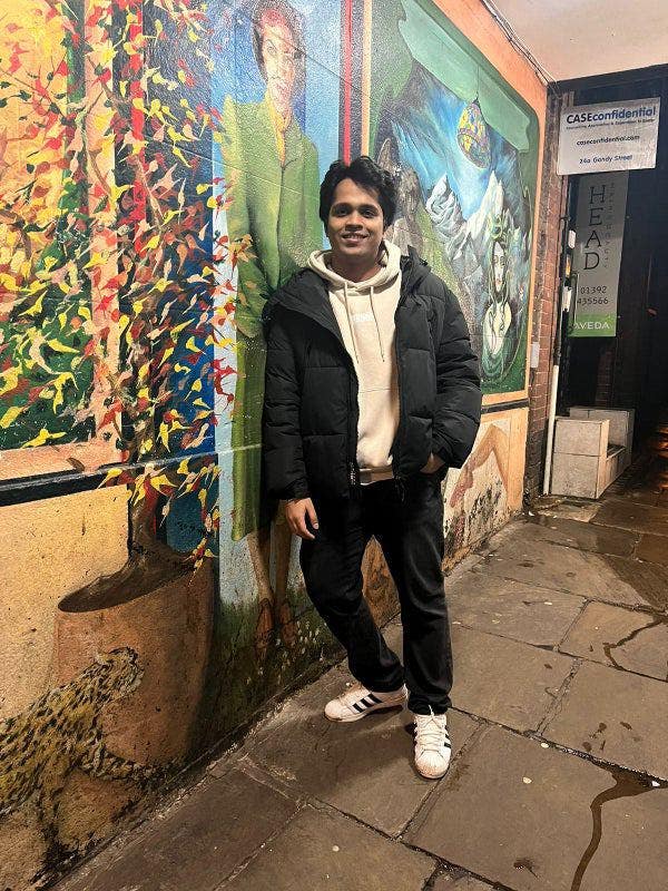 Looking for a single or double en-suite room Main Photo