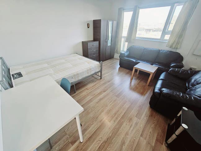 4 Bedroom Flat in heart of Euston Main Photo
