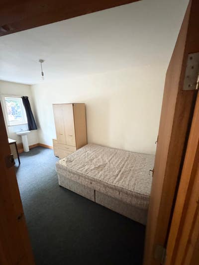Four double rooms to rent portswood  Main Photo