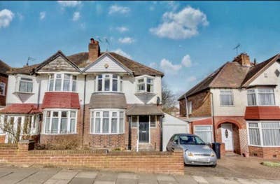 Spacious double room in Harborne near QE&UOB Main Photo