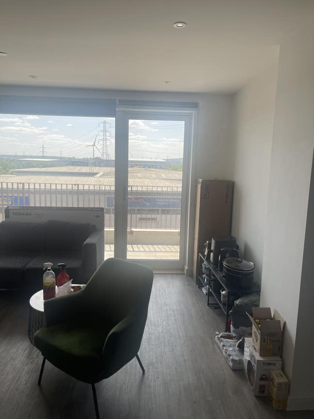 Room with own bathroom available to rent Oct 1st Main Photo