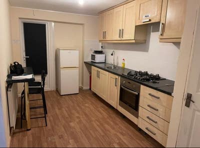 One bed/one living room flat Main Photo