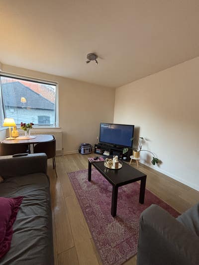 2 bedroom flat near Clapham  Main Photo