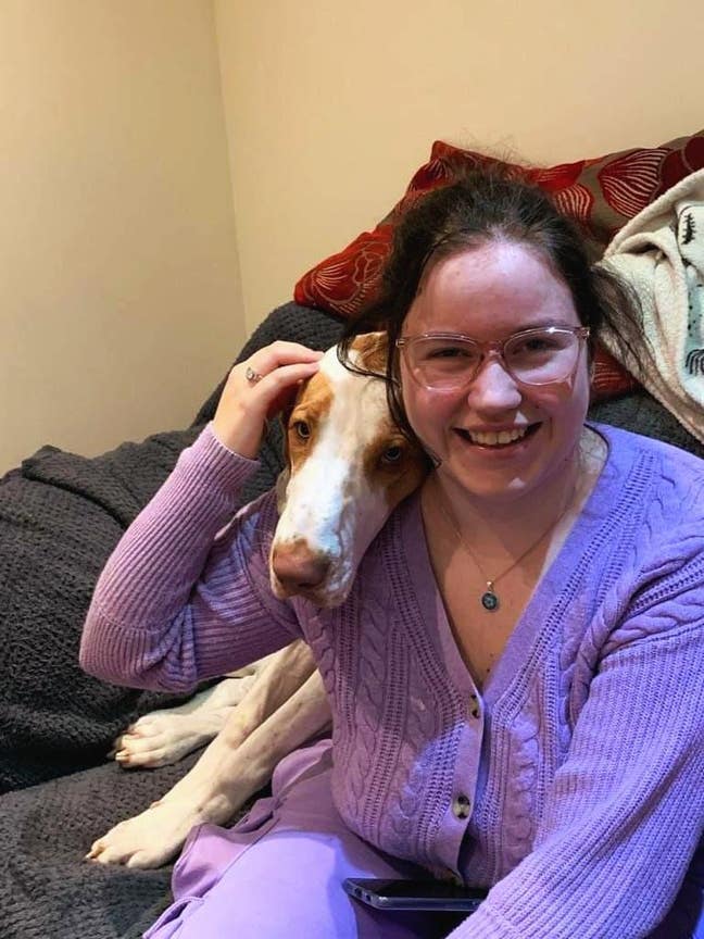 Searching for 1 room long term from 25 March Main Photo