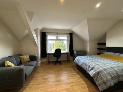 Avail now professional room in Kenton 4 bed £520pm Main Photo