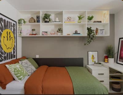 Cosy room included with bills  Main Photo