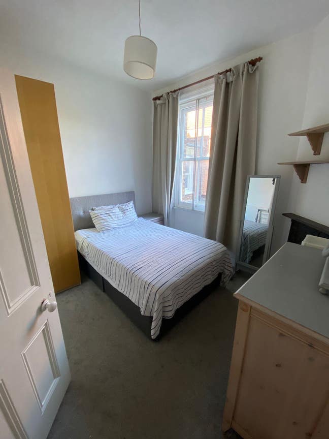  Double room in Chiswick Available Now! Main Photo