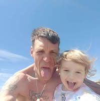 I am a male aged 41. I am looking for a doubl... Main Photo