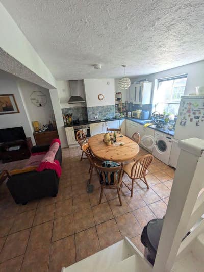Room in lovely and large house to rent in Brighton Main Photo