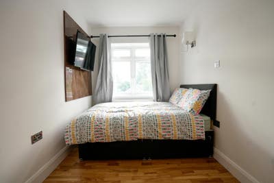 Spacious ensuite £245 p.w - 55 st jude road Main Photo