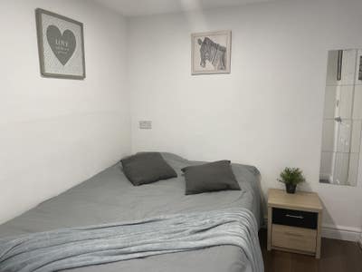 High quality studio in Professionals preferred  Main Photo