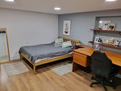 Room in Ealing W5 Main Photo