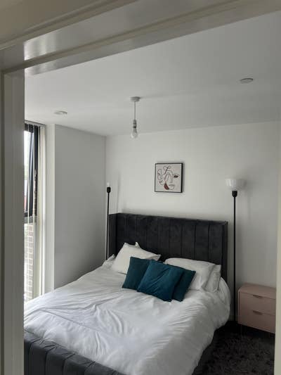 Spacious room with Ensuite to rent Main Photo
