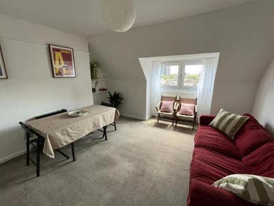 3 bed in Hampstead, close to Belsize Park Tube. Main Photo
