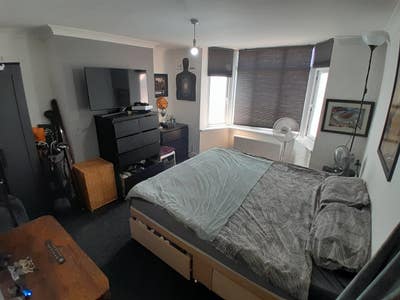 Friendly home, Large double room 750PCM Main Photo