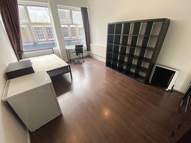 Very Large Double w/ Lounge for &pound;312pw Main Photo