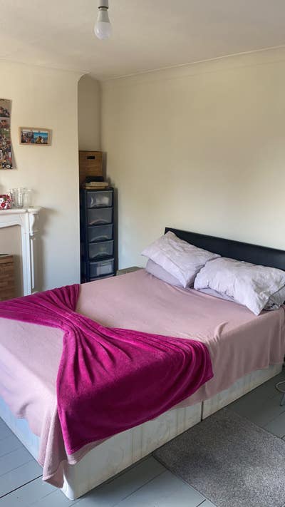 🏡 Double Room for Singles – available now!  Main Photo