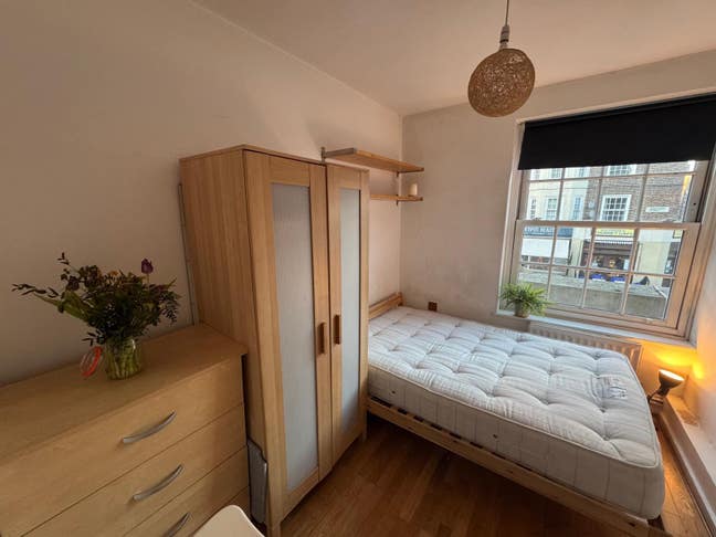Nice single room to rent in Vauxhall Main Photo