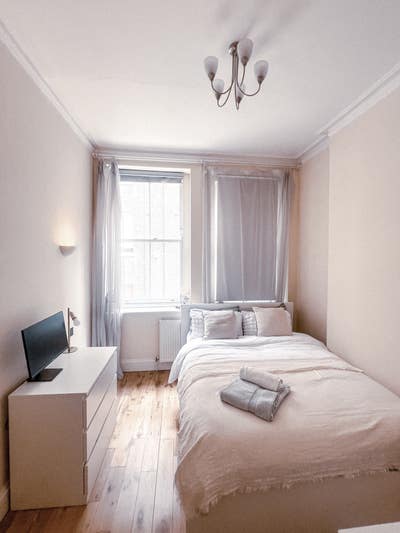 Double Room In Pimlico/Victoria - Kingsize bed Main Photo