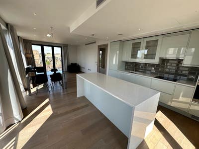 Great 2 Bed 2 Bath New Build in SW18 Ram Quarter Main Photo