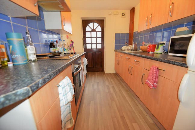 House Share Available in Hyde Park  Main Photo