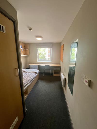 Classic Ensuite  Main Photo