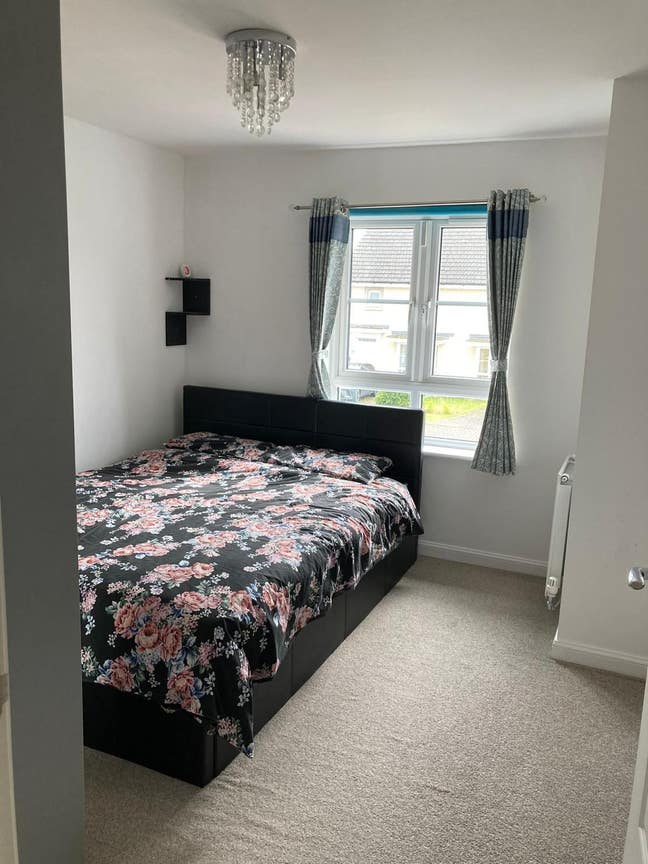 Room in a Shared House, Craw Yard Drive, EH12  Main Photo