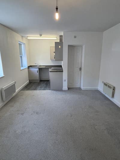 Ground Floor Apartment in Centre of Edwinstowe Main Photo