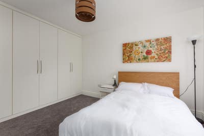 En-suite Large Double Room in South Shore Main Photo