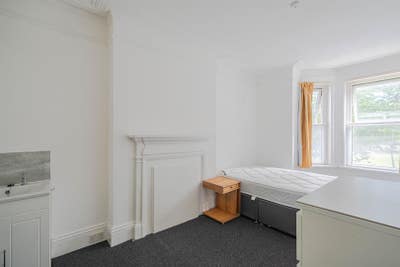 Self-Contained Room In Shared House Main Photo
