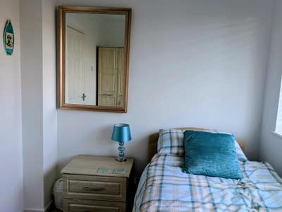 Single room to let Main Photo