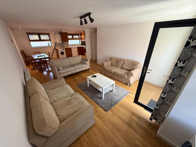 2 Bedroom | Camberwell Main Photo