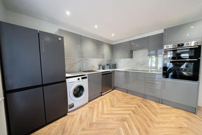 Stunning En-suite in a 6 bed house in Deptford Main Photo