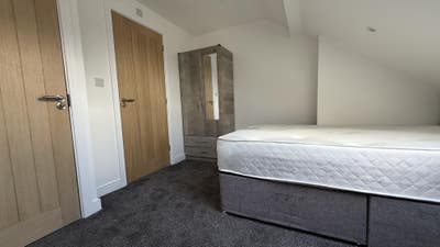 6 Ensuite Rooms – Modern HMO  Main Photo