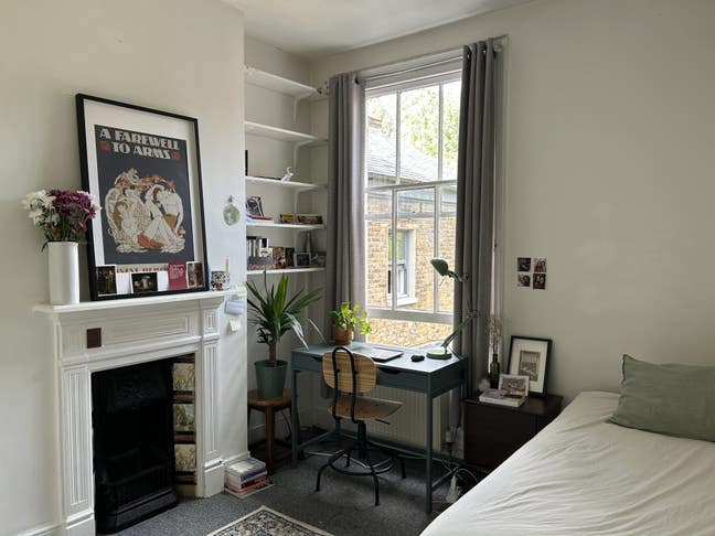 Spacious double room in three-bedroom house Main Photo