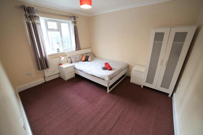 Limehouse I  Queen Mary Uni I All bills incl Main Photo