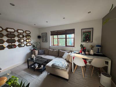 Beautiful 2-Bed Flat in Balham Main Photo