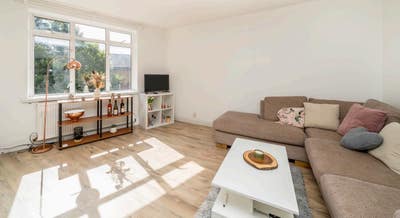Spacious 2 bed flat in Deptford for short term let Main Photo
