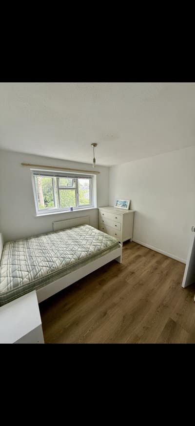 Botley, Furnished Double Room, £800 pcm. Main Photo