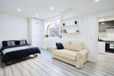 Stylish Furnished Studio Flat in W2 (Paddington) Main Photo