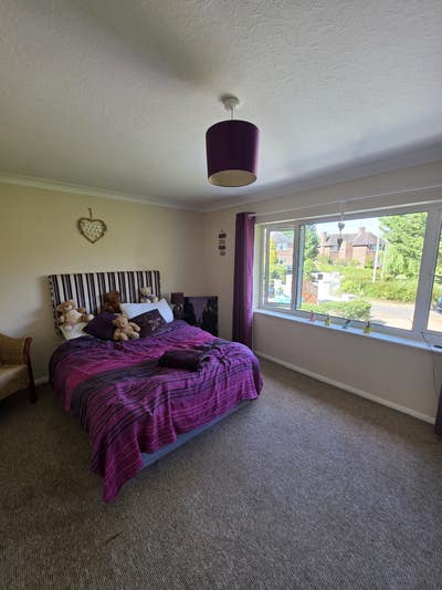 Large double room with private living room and gar Main Photo
