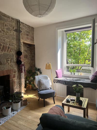 Spacious/sunny room for rent in Morningside  Main Photo