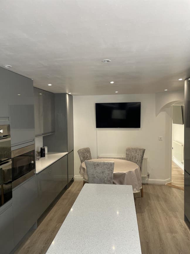 Double Room for 1 Person 500£ Main Photo