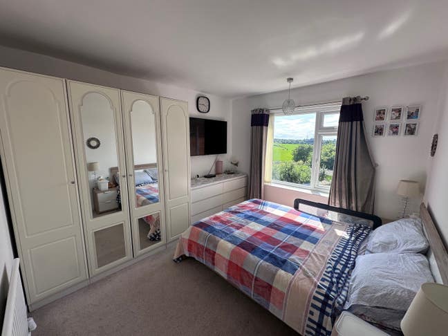 Double room - Farm views - Excellent Location Main Photo