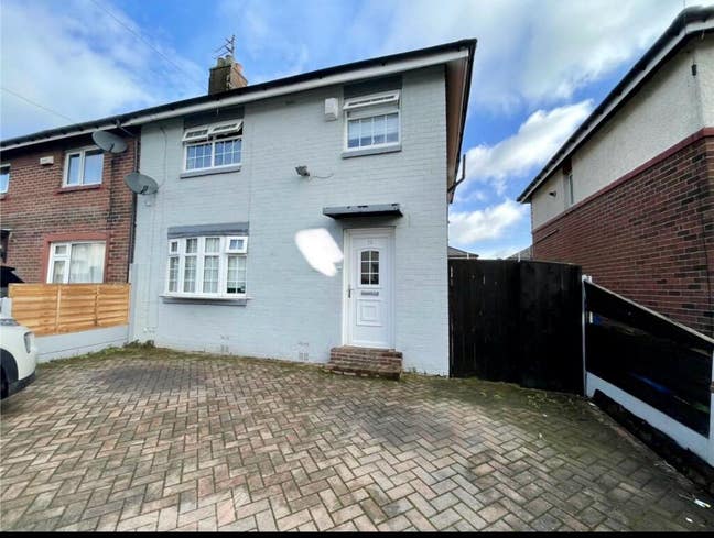 Single and double bedroom for rent Main Photo