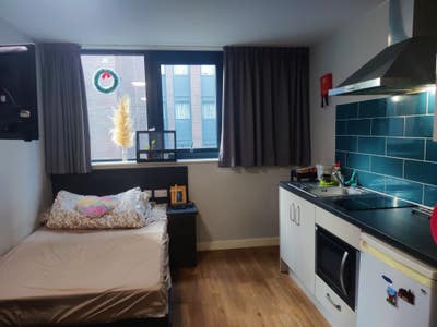Studio apartment for rent Main Photo