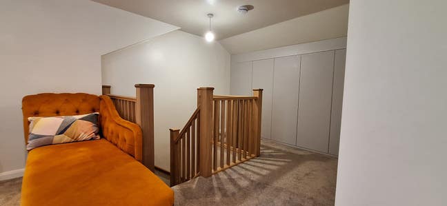 Large double on suite Main Photo