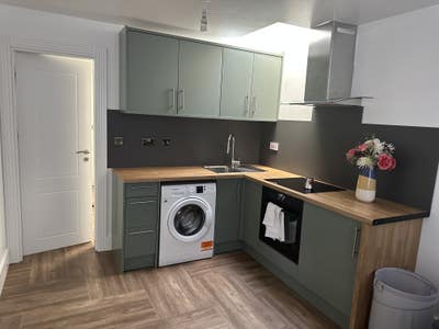 1 bedroom flat  Main Photo